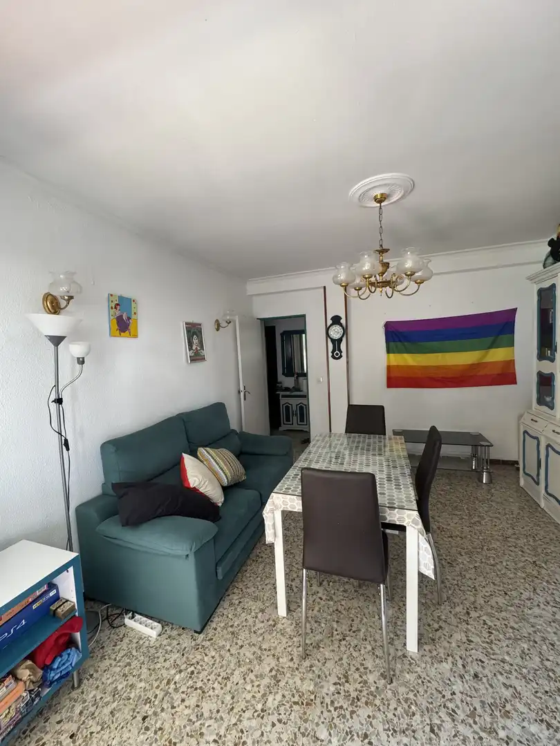 Comedor de Piso para compartir en Sevilla con Aire acondicionado, Terraza y Amueblado