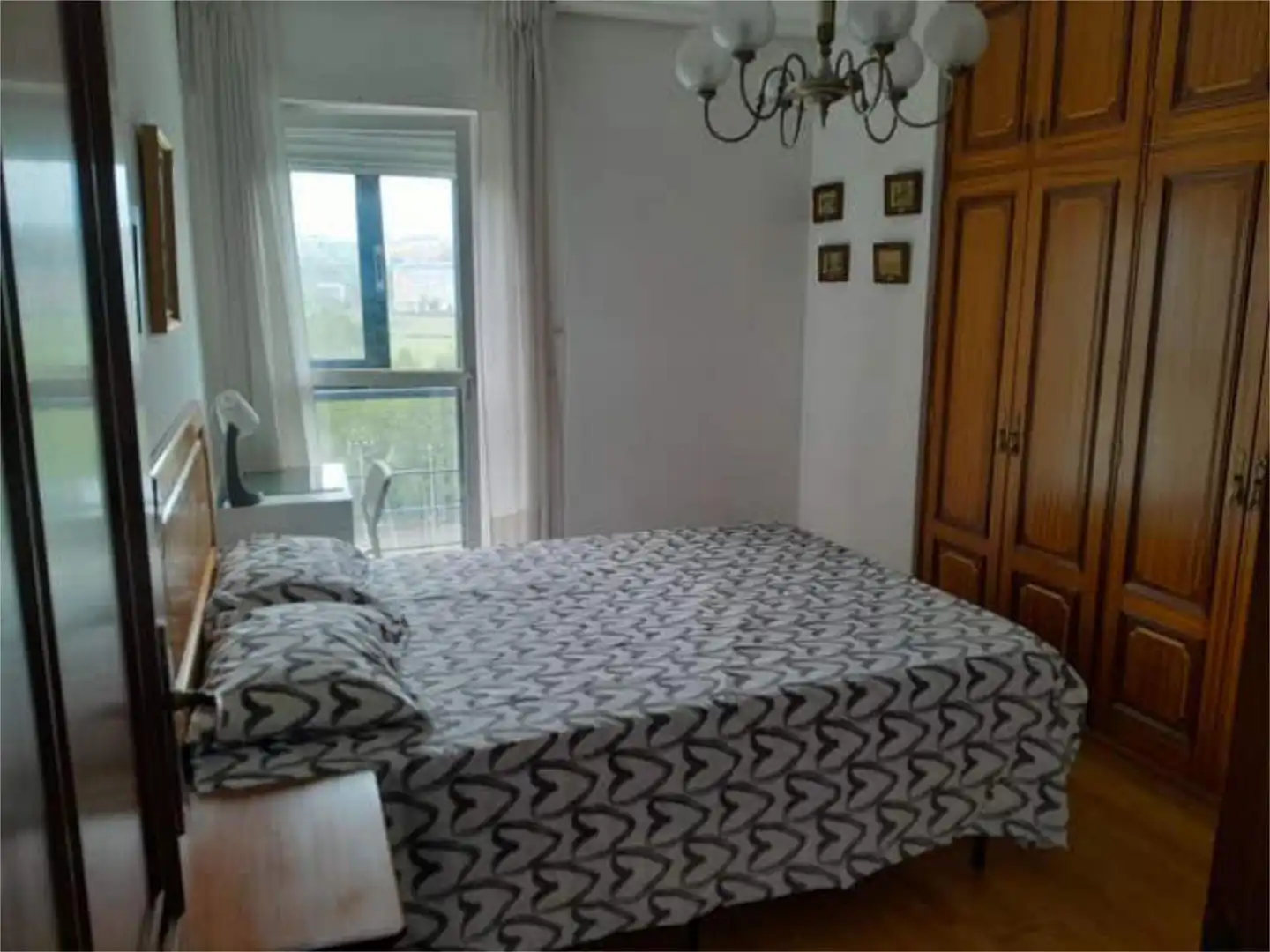 Piso de alquiler en Centro Habitación de Piso de alquiler en Ponferrada con Calefacción, Jardín privado y Terraza