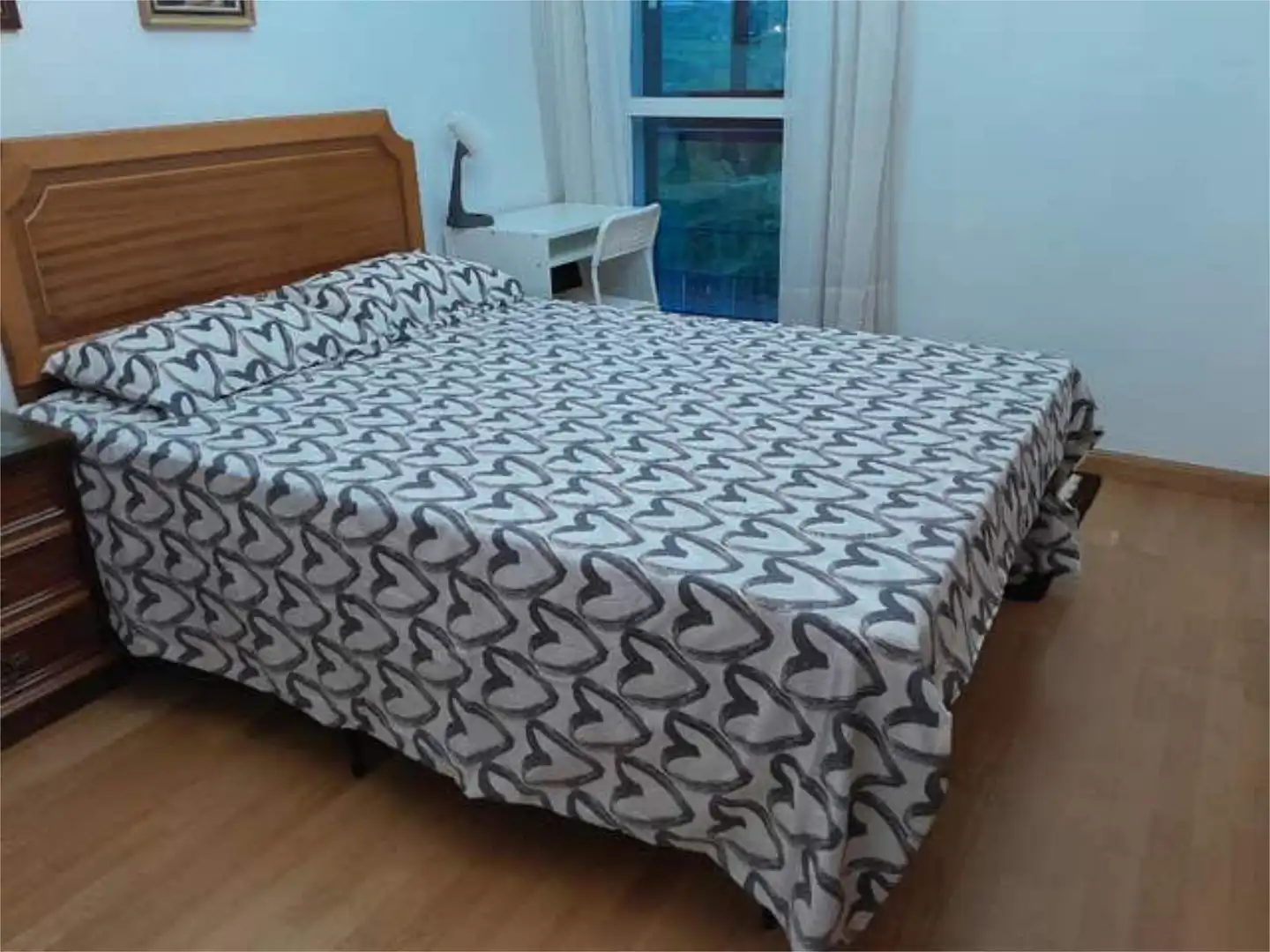 Piso de alquiler en Centro Habitación de Piso de alquiler en Ponferrada con Calefacción, Jardín privado y Terraza