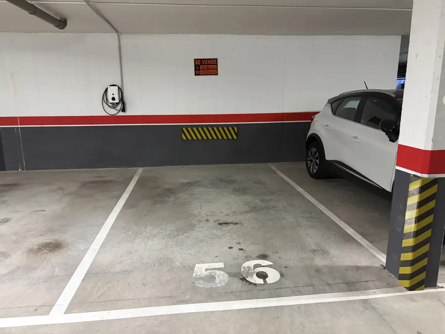 Aparcament de Garatge en venda en  Logroño
