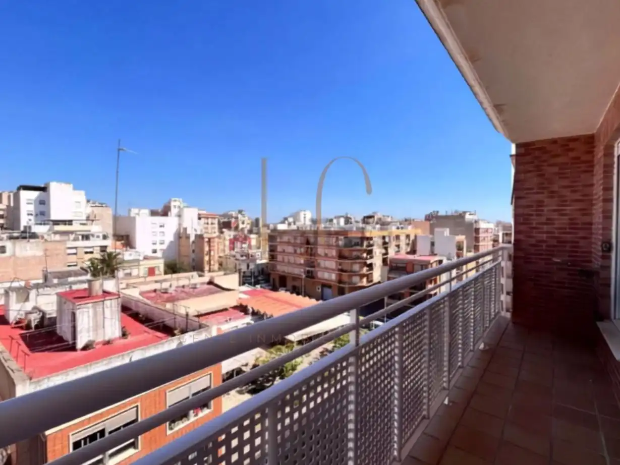 Piso en venta en Carrer Carinyena, 25, Cariñena - Carinyena Vista exterior de Piso en venta en Vila-real con Aire acondicionado, Terraza y Balcón