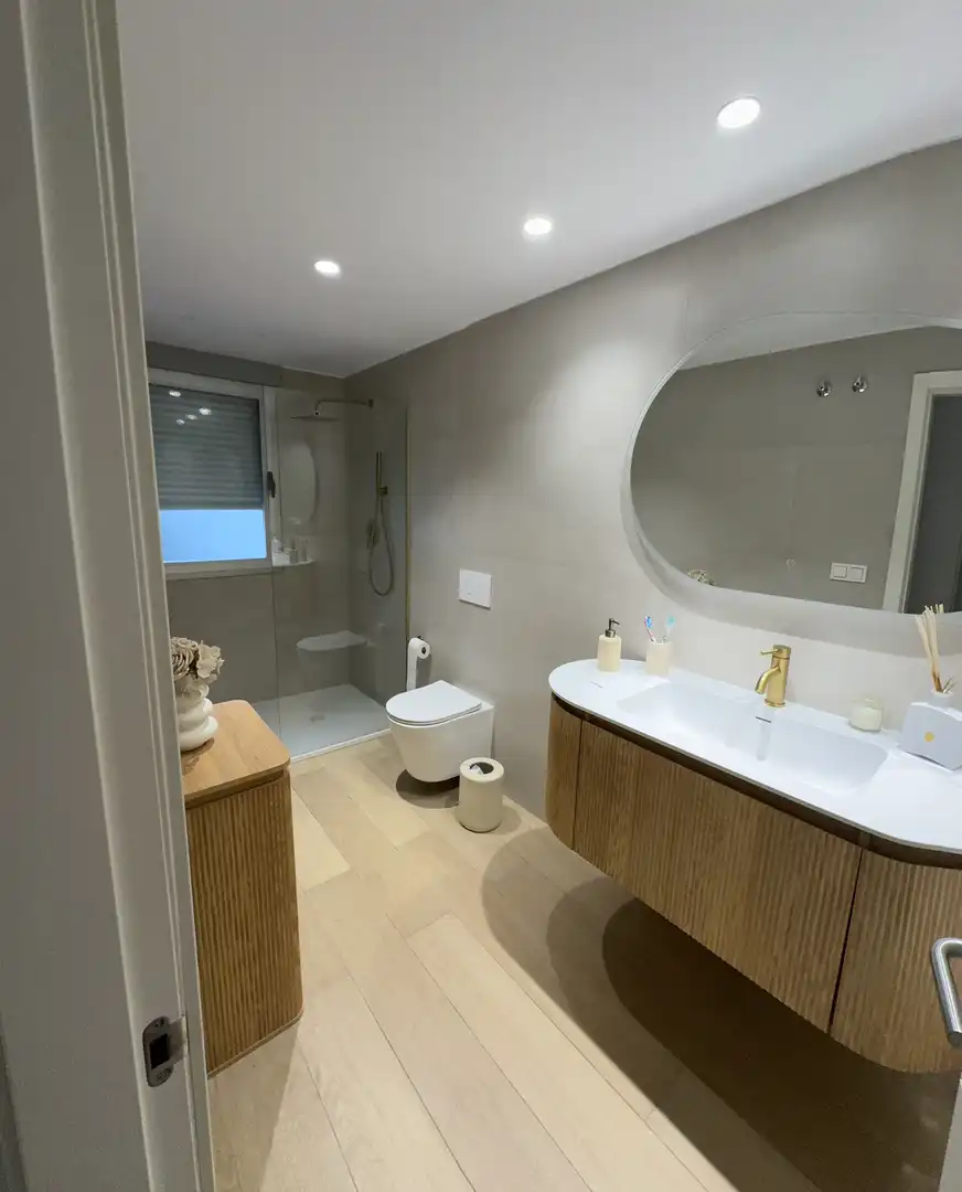 Baño de Piso en venta en Armilla con Aire acondicionado