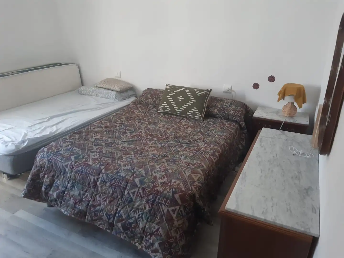 Wohnung zur Miete in Carrer Joaquim Sorolla, 4, Santa Rosa Schlafzimmer von Wohnung zur Miete in Alcoy / Alcoi mit Möbliert, Waschmaschine und Balkon
