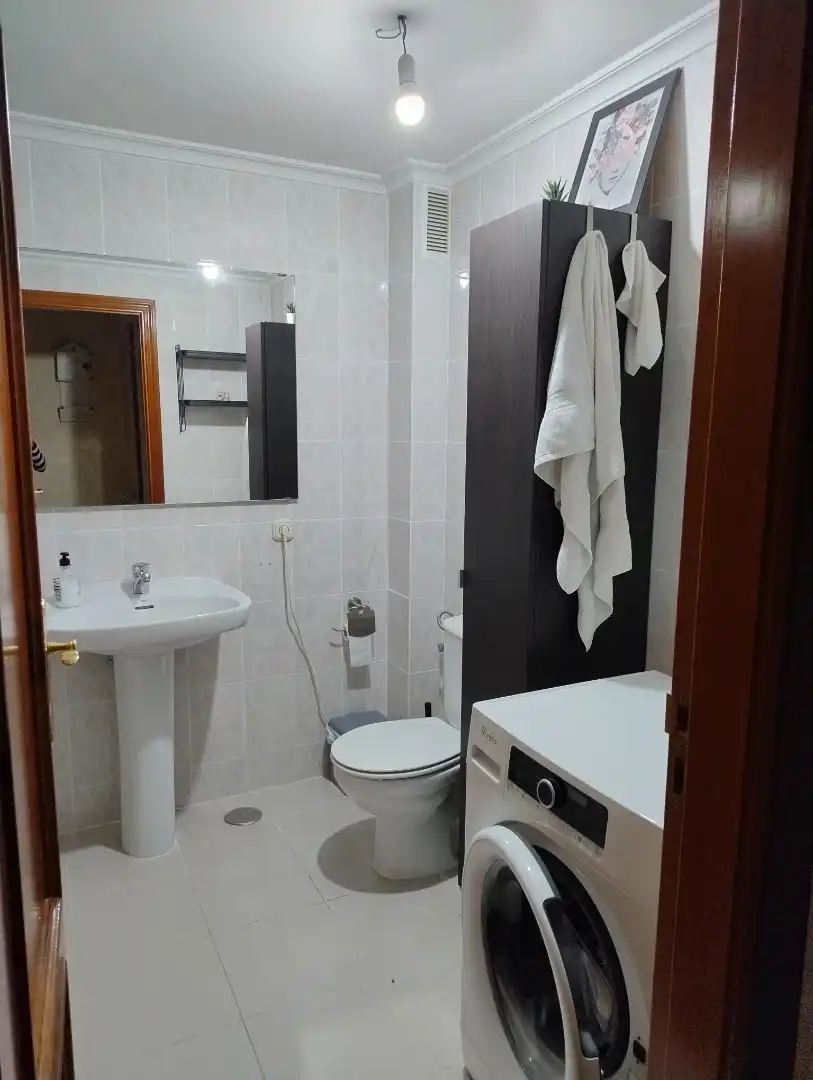 Zimmer in Calle Gordon Ordás, 10, Las Eras de Renueva Zimmer in Calle Gordon Ordás, 10, Las Eras de Renueva