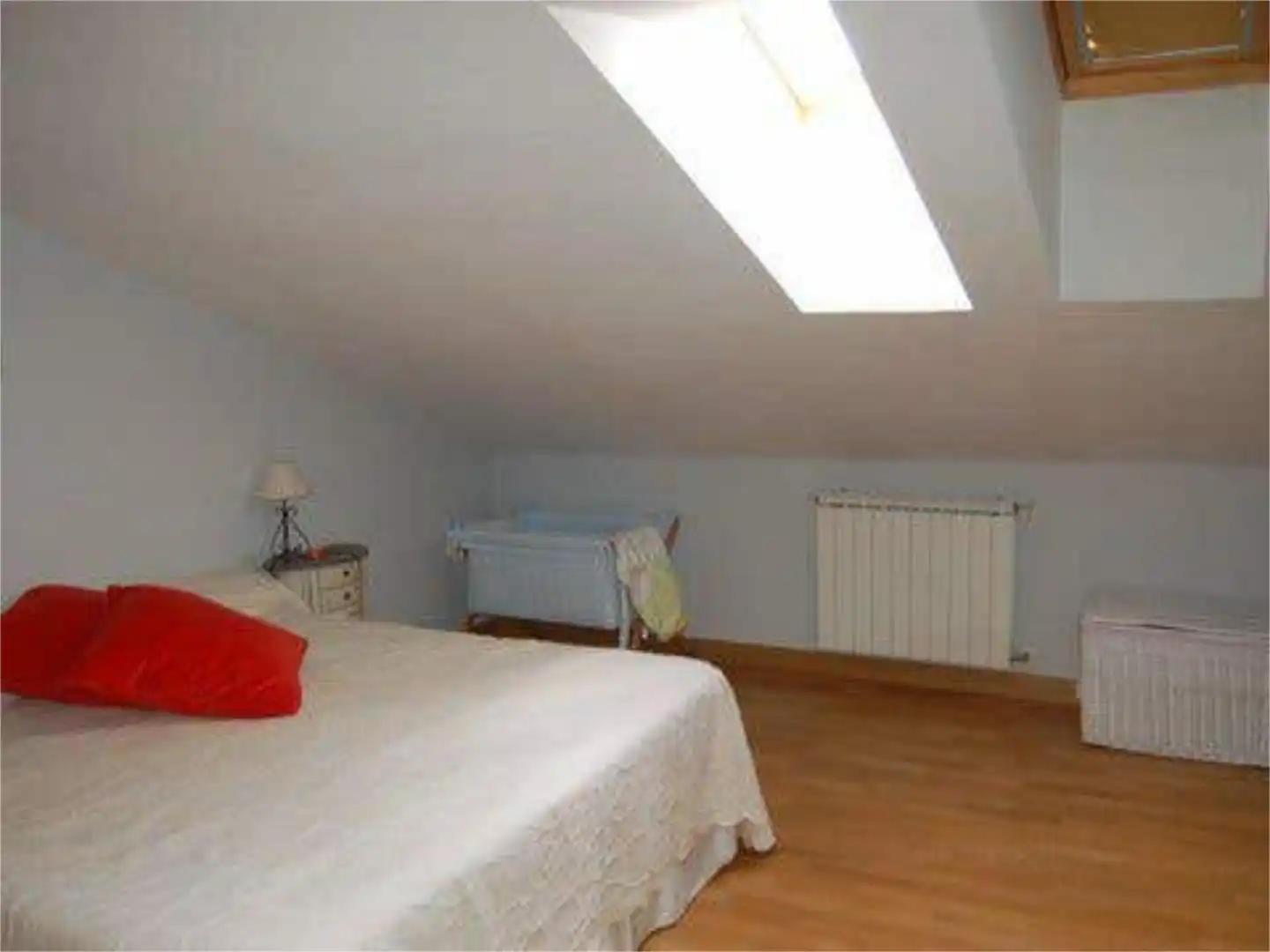 Wohnung zum Verkauf in Villalba Pueblo Schlafzimmer von Wohnung zum Verkauf in Collado Villalba mit Heizung, Privatgarten und Abstellraum
