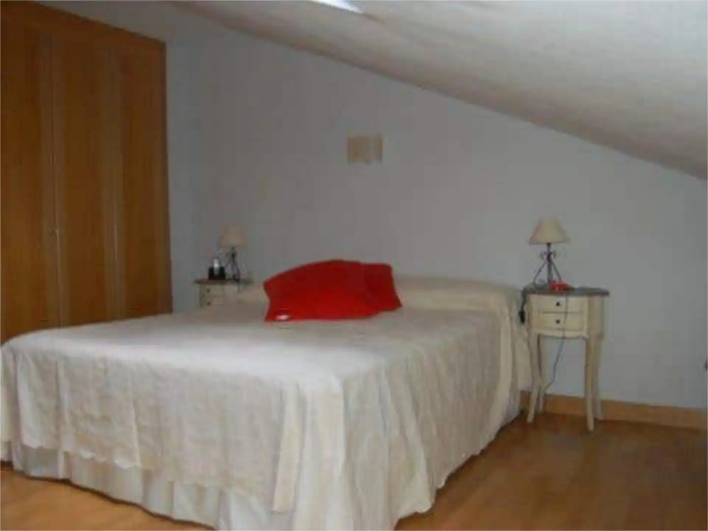 Wohnung zum Verkauf in Villalba Pueblo Schlafzimmer von Wohnung zum Verkauf in Collado Villalba mit Heizung, Privatgarten und Abstellraum