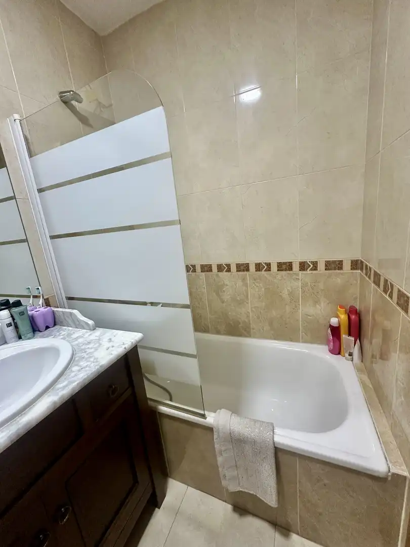 Piso en venta en Calle San Gil, 5, Patrocinio - Nueva Talavera Baño de Piso en venta en Talavera de la Reina con Aire acondicionado, Calefacción y Parquet