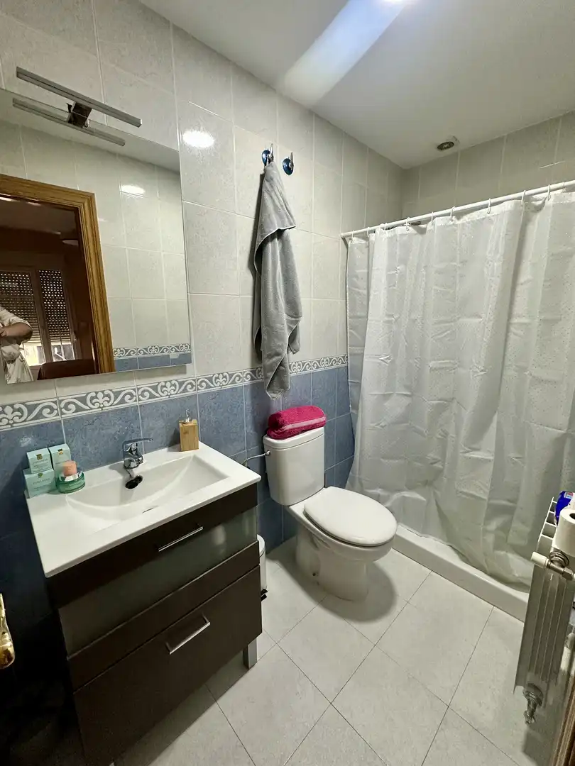 Piso en venta en Calle San Gil, 5, Patrocinio - Nueva Talavera Baño de Piso en venta en Talavera de la Reina con Aire acondicionado, Calefacción y Parquet
