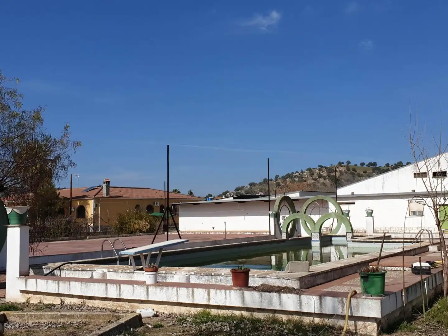 Finca rústica en venda a Urbanización las Encinas, 12a, San Roque - La Cruz - La Rozuela Piscina de Finca rústica en venda en Linares amb Aire condicionat, Terrassa i Piscina