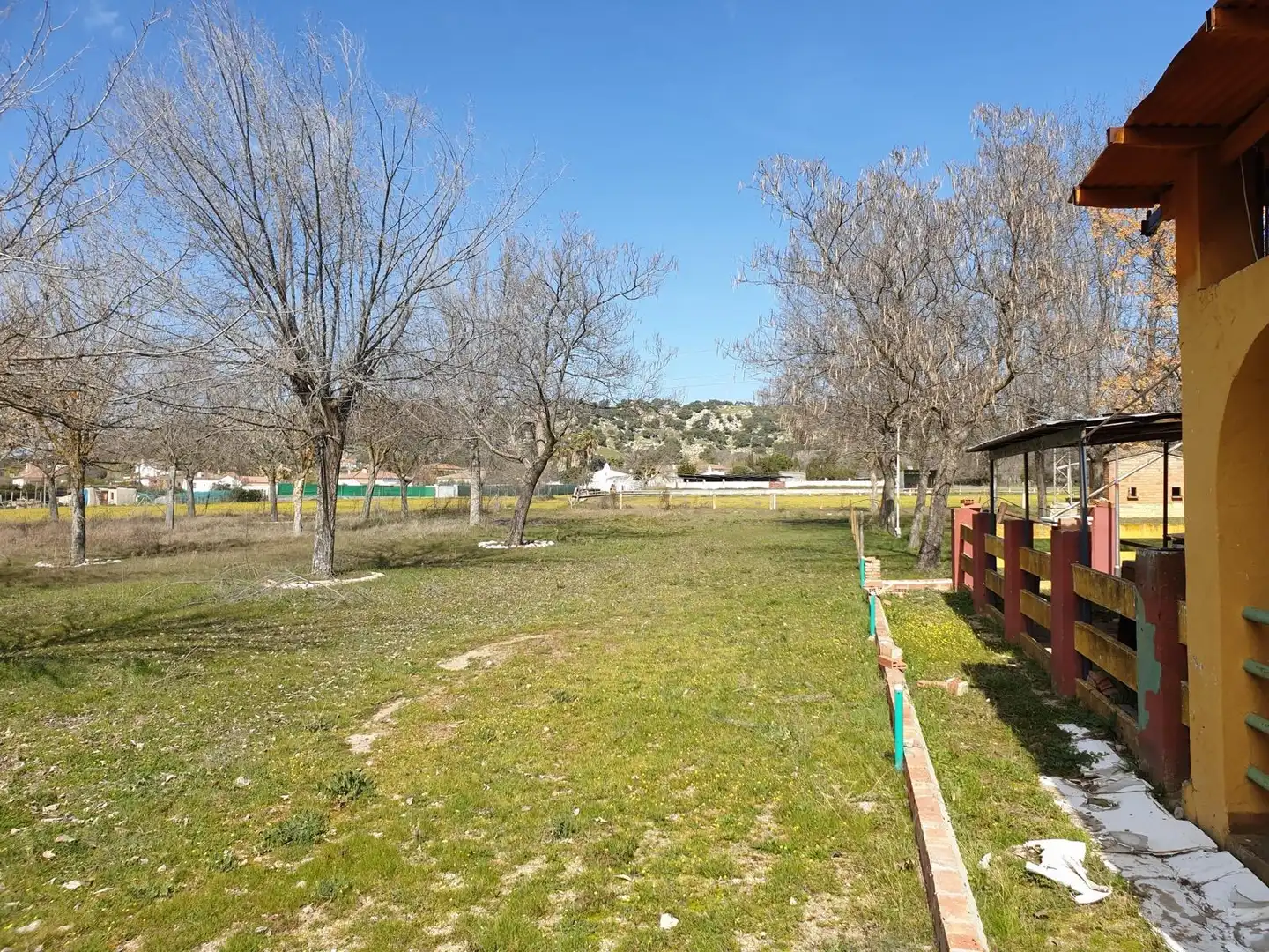 Finca rústica en venda a Urbanización las Encinas, 12a, San Roque - La Cruz - La Rozuela Finca rústica en venda en Linares amb Aire condicionat, Terrassa i Piscina