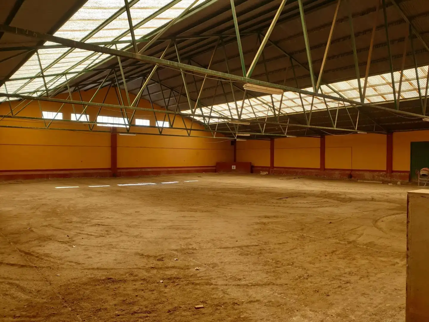 Finca rústica en venda a Urbanización las Encinas, 12a, San Roque - La Cruz - La Rozuela Finca rústica en venda en Linares amb Aire condicionat, Terrassa i Piscina