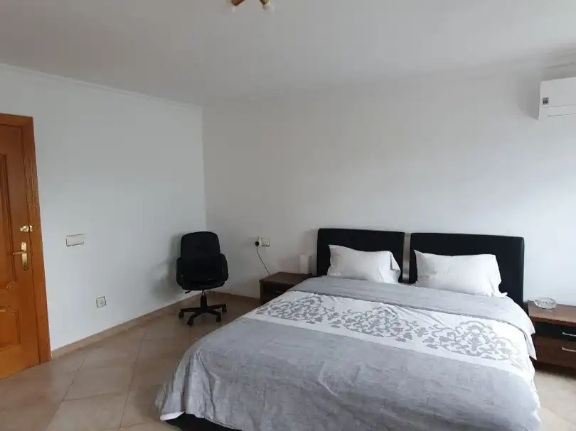Finca rústica en venda a Calle Jara, 36, Platero - El Limón Dormitori de Finca rústica en venda en Alhaurín de la Torre amb Aire condicionat, Calefacció i Jardí privat