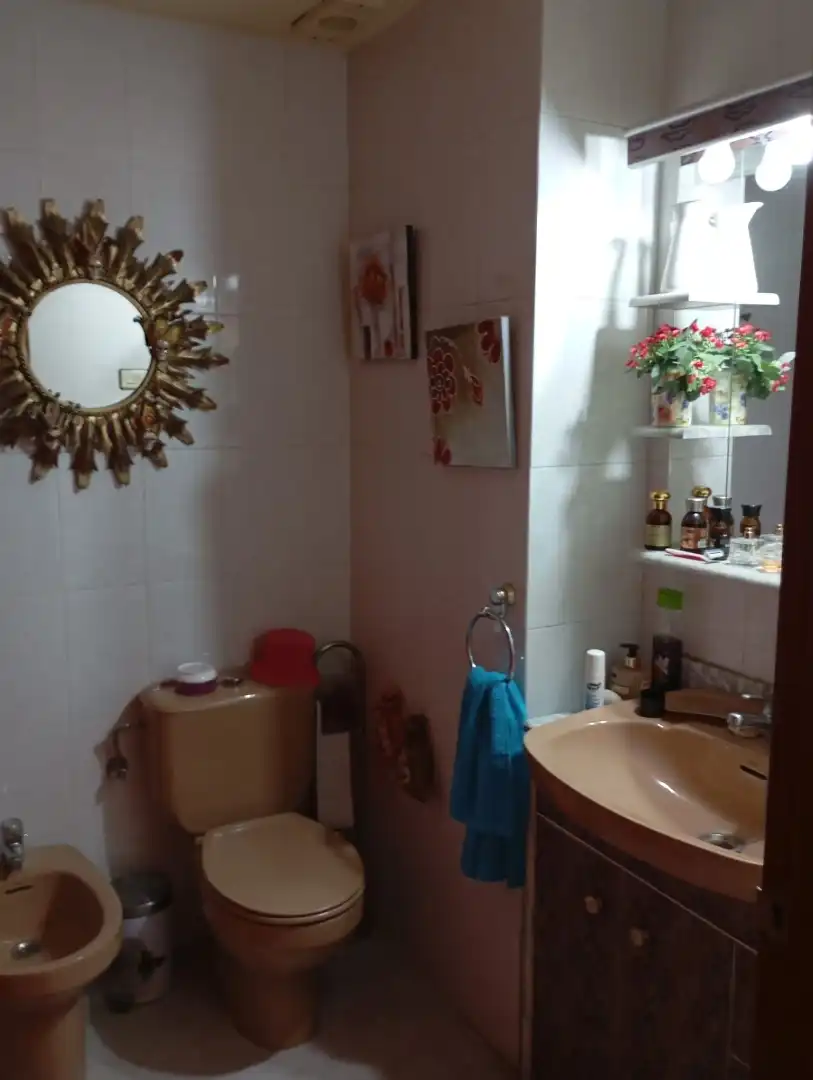Bany de Pis en venda en La Almunia de Doña Godina  amb Terrassa i Balcó