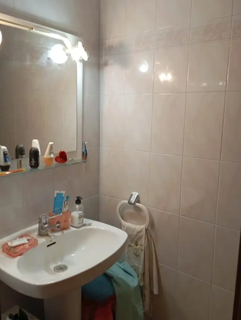 Bany de Pis en venda en La Almunia de Doña Godina  amb Terrassa i Balcó