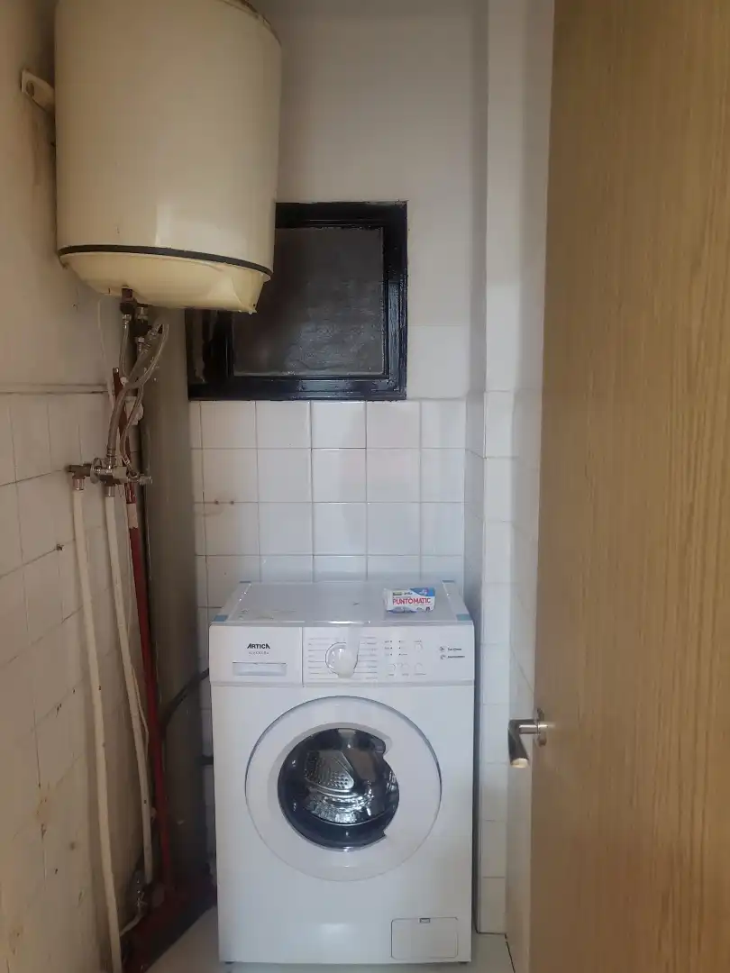 Cocina de Piso para compartir en L'Alcora con Amueblado, Horno y Lavadora