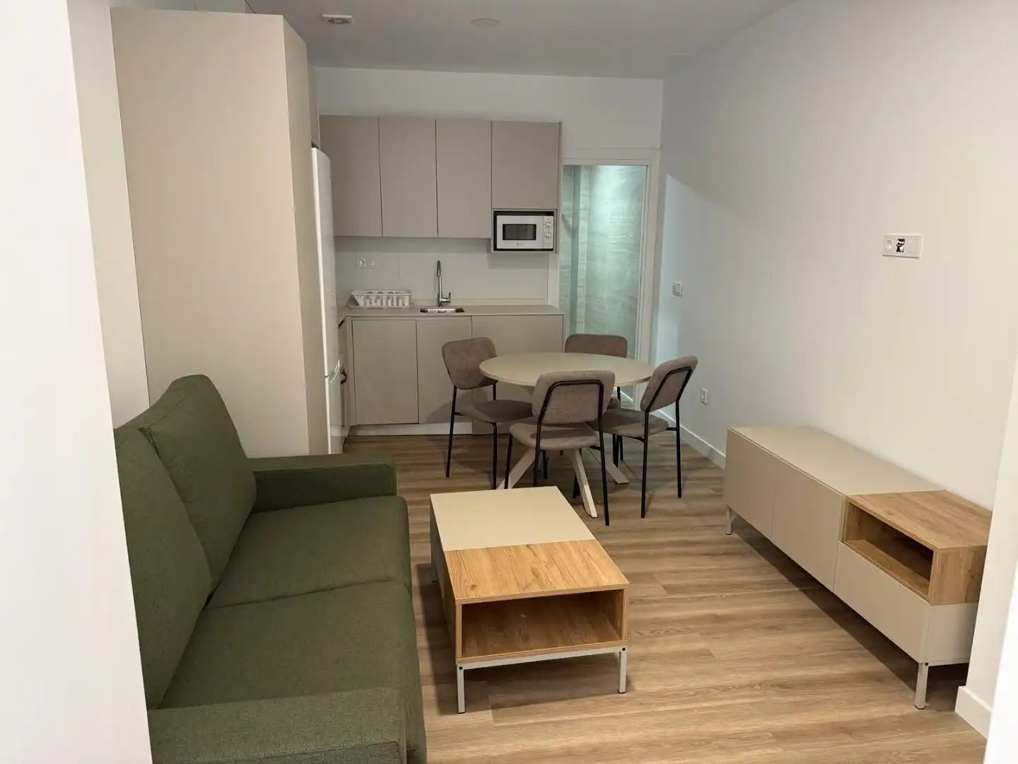 Pis de lloguer a Calle Jesús Esteban, 5, El Ranero Sala d'estar de Pis de lloguer en Murcia amb Aire condicionat, Calefacció i Parquet