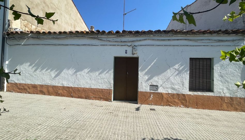 Casa o xalet en venda a Calle Sol, 9, Barcarrota, Badajoz - imatge 1 Foto 1 de Casa o xalet en venda a Calle Sol, 9, Barcarrota, Badajoz