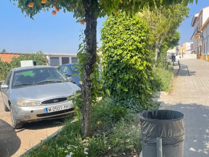 Casa o xalet en venda a Calle Sol, 9, Barcarrota Aparcament de Casa o xalet en venda en Barcarrota