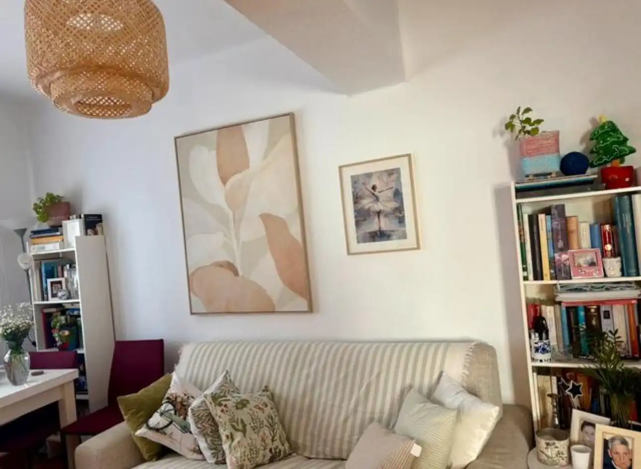 Sala de estar de Piso de alquiler en Ourense Capital  con Aire acondicionado, Terraza y Trastero