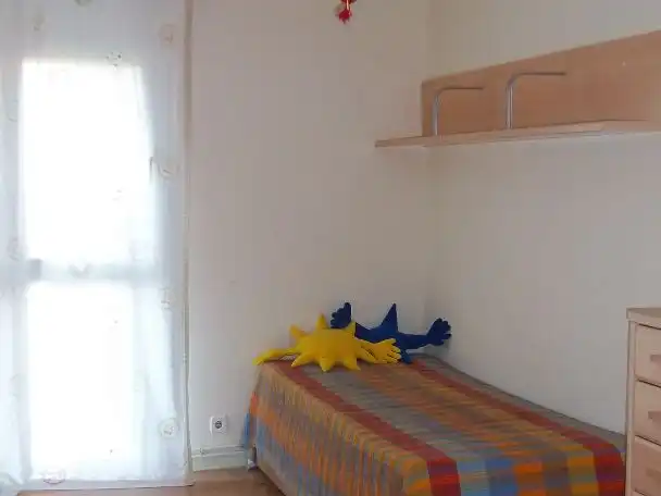 Pis en venda a Carrer de la Primavera, 10, Martorelles Dormitori de Pis en venda en Martorelles amb Aire condicionat i Balcó