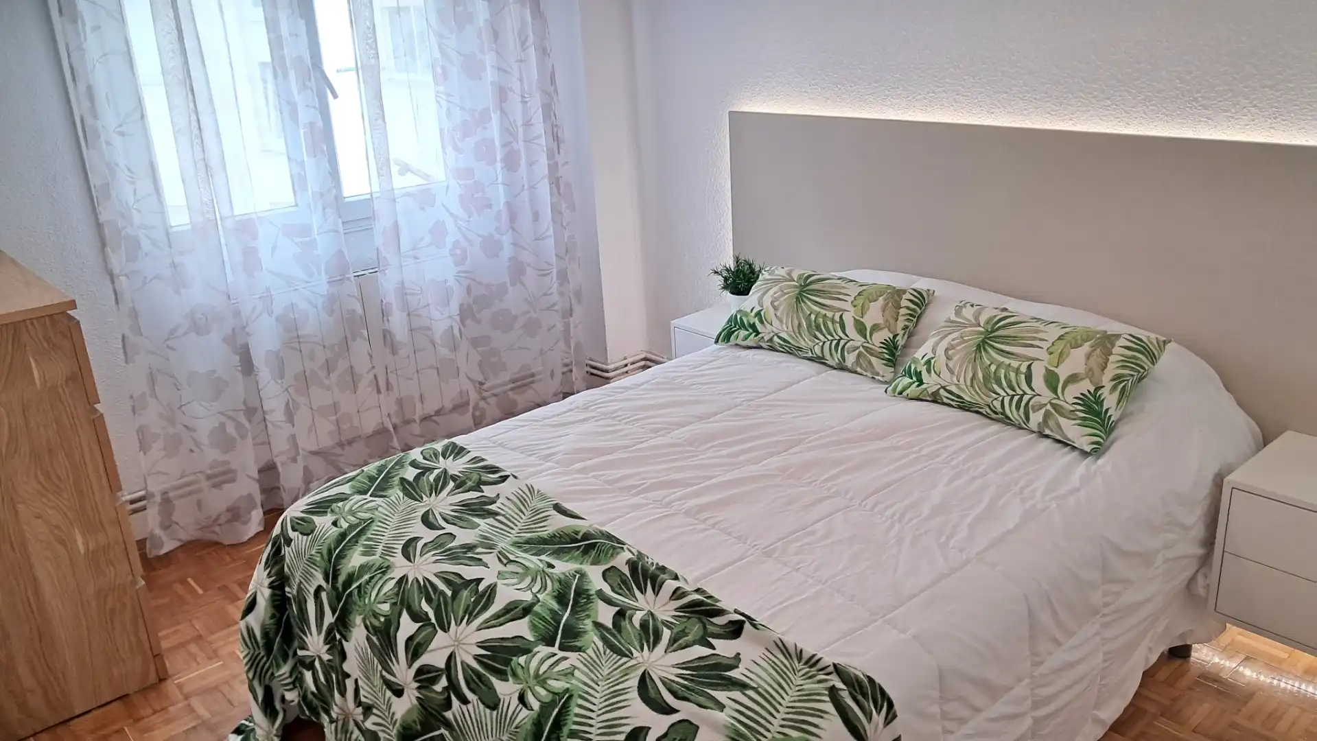 Piso de alquiler en Calle San Fernando, 88, Cuatro Caminos Habitación de Piso de alquiler en Santander con Calefacción, Parquet y Amueblado