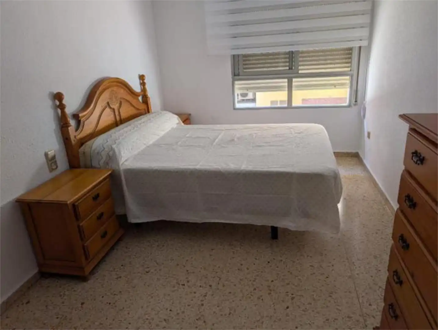 Dormitori de Pis de lloguer en Gandia amb Moblat