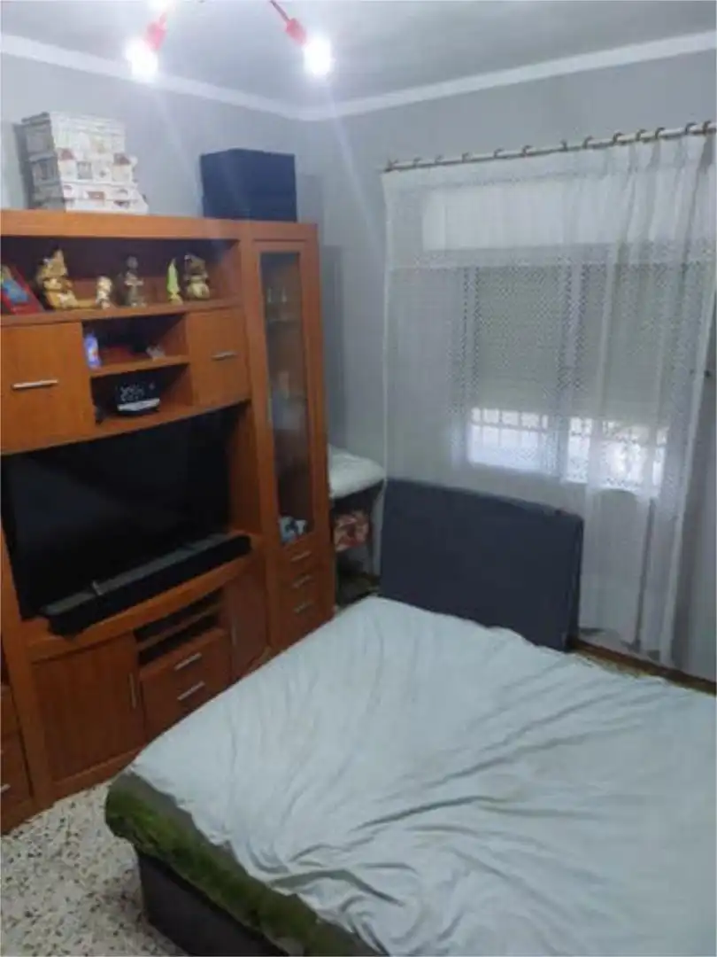 Casa adosada en venta en Lucena del Puerto Habitación de Casa adosada en venta en Lucena del Puerto con Terraza y Trastero