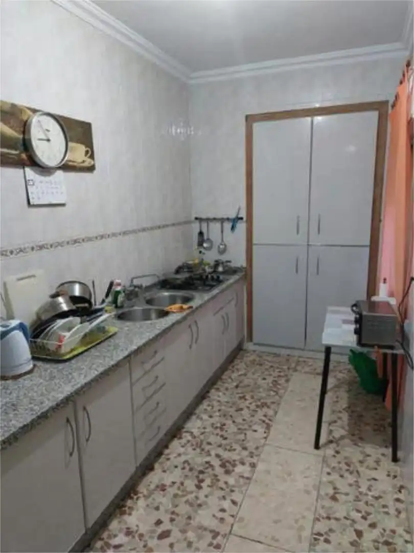 Casa adosada en venta en Lucena del Puerto Cocina de Casa adosada en venta en Lucena del Puerto con Terraza y Trastero