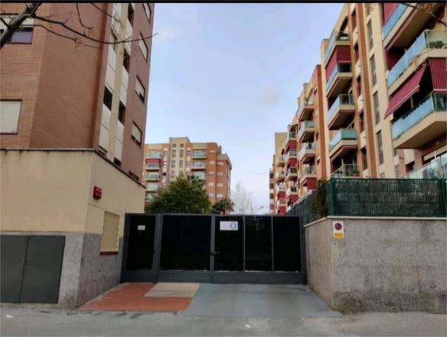 Garaje en Alquiler en Barri Antic