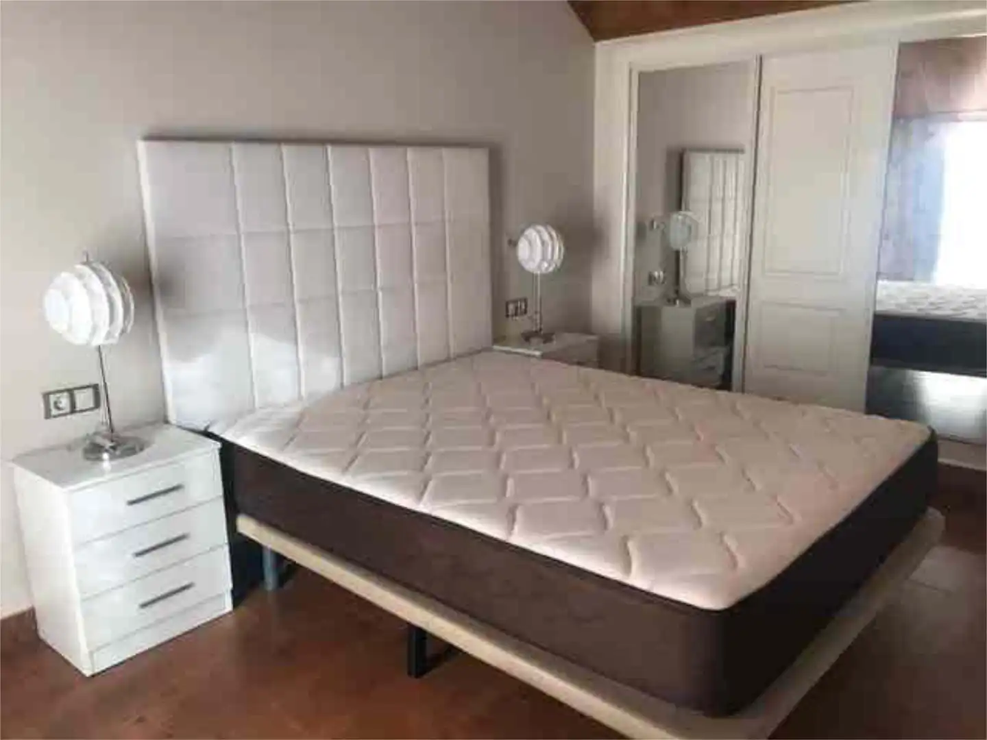 Ático de alquiler en Zafra Habitación de Ático de alquiler en Zafra con Calefacción, Terraza y Amueblado