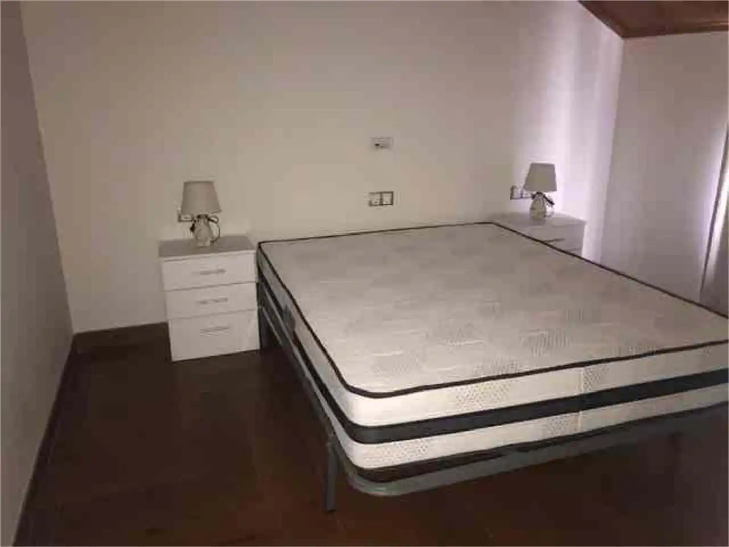 Ático de alquiler en Zafra Habitación de Ático de alquiler en Zafra con Calefacción, Terraza y Amueblado