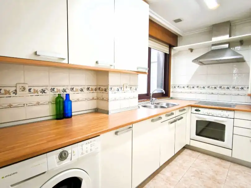 Wohnung zum Verkauf in Rúa Perillana, 2, Ponteareas Küche von Wohnung zum Verkauf in Ponteareas mit Terrasse