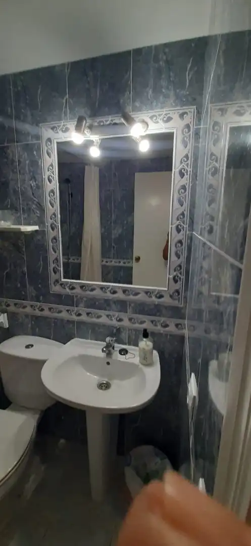 Badezimmer von Einfamilien-Reihenhaus zur Miete in Almonte mit Balkon