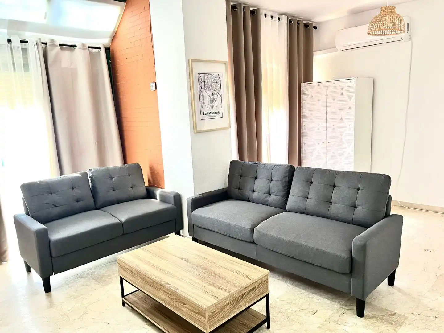 Sala de estar de Piso de alquiler en Sevilla con Aire acondicionado, Calefacción y Amueblado