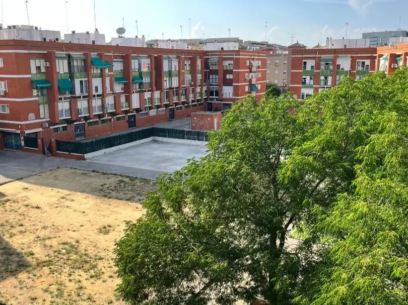 Vista exterior de Piso de alquiler en Sevilla con Aire acondicionado, Calefacción y Amueblado