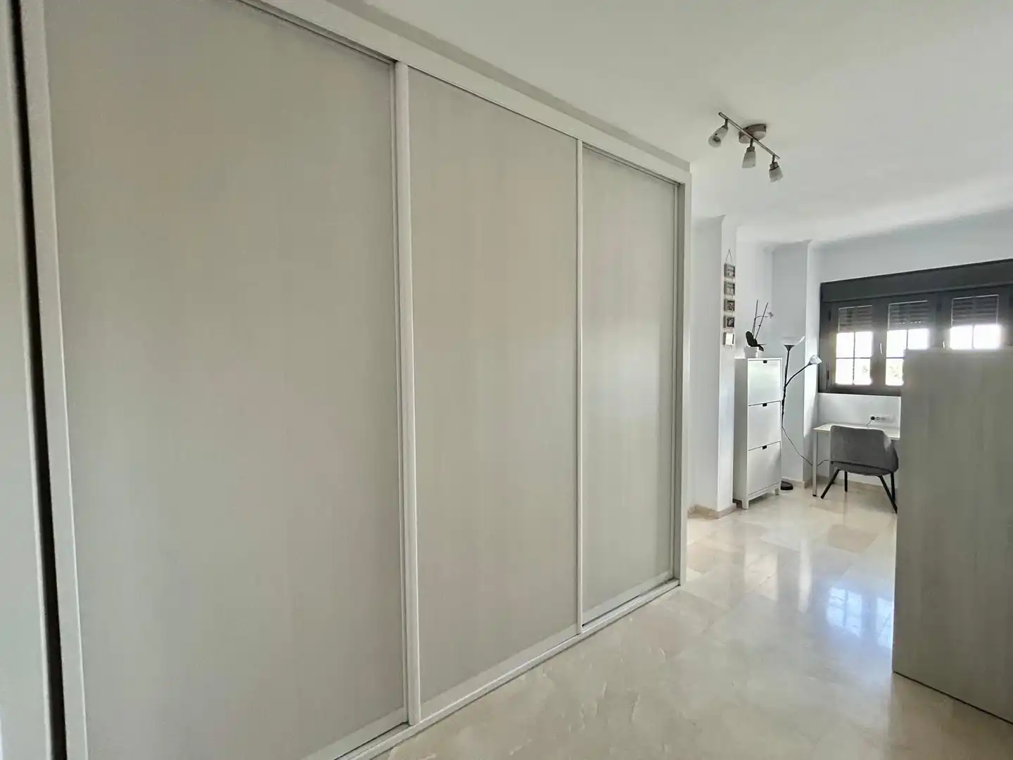 Piso de alquiler en Avenida Italia, 69, Centro Habitación de Piso de alquiler en Huelva con Aire acondicionado, Calefacción y Amueblado