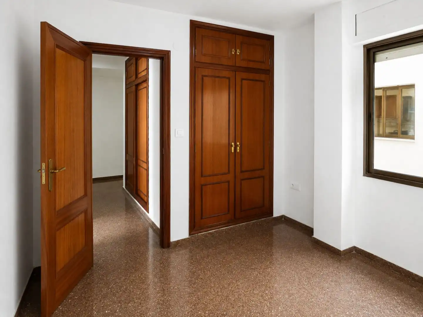 Flat for sale in Carrer Crist del Consol, 18, Pueblo Flat for sale in L'Eliana with Terrace and Balcony