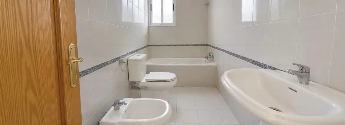 Wohnung zur Miete in Carretera de Murcia, 98, Cehegín Badezimmer von Wohnung zur Miete in Cehegín mit Balkon