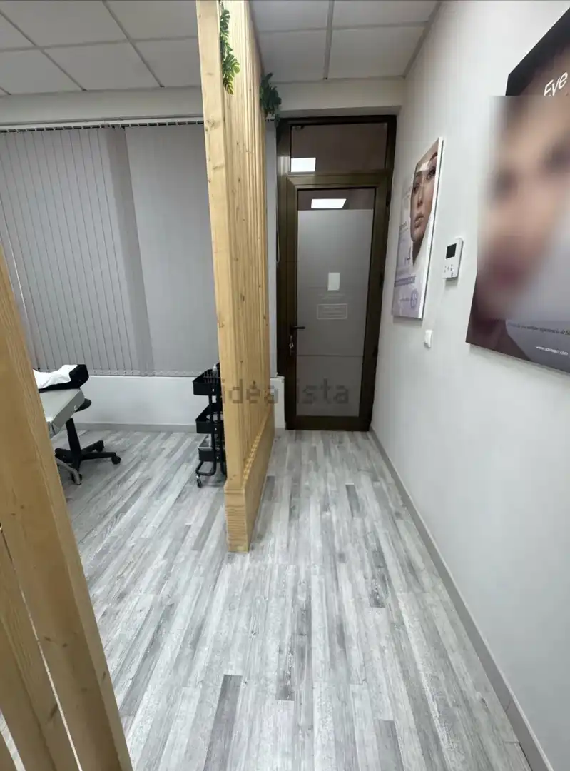 Local en venta en Sevilla con Aire acondicionado, Calefacción y Alarma