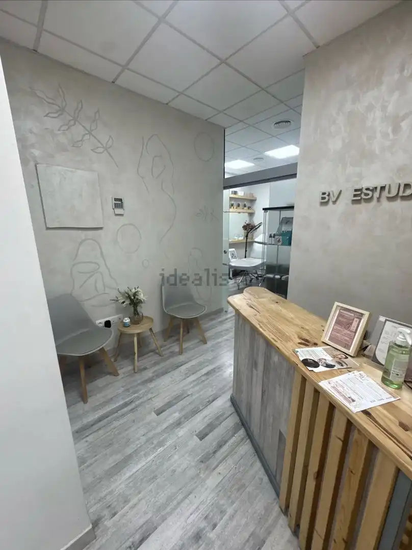 Local en venta en Sevilla con Aire acondicionado, Calefacción y Alarma