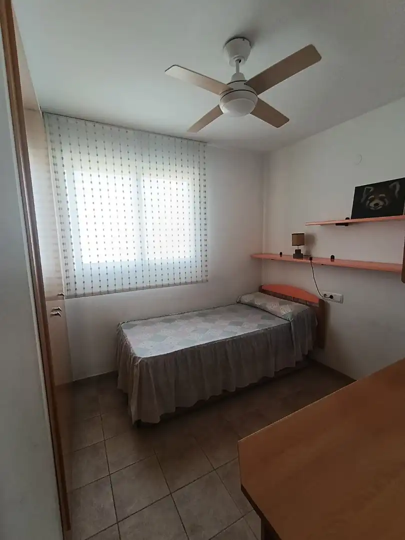 Apartamento de alquiler en Carrer d'Argelers, 20, Oliva Playa Habitación de Apartamento de alquiler en Oliva con Aire acondicionado, Calefacción y Terraza