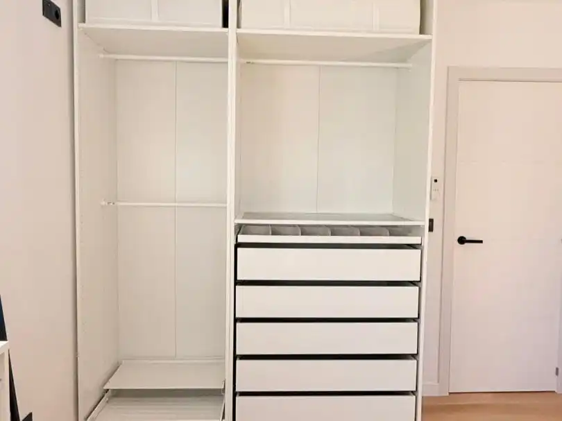 Wohnung zur Miete in Carrer Apòstol Santiago, 48, La Curva Schlafzimmer von Wohnung zur Miete in Benicasim / Benicàssim mit Klimaanlage, Schwimmbad und Möbliert