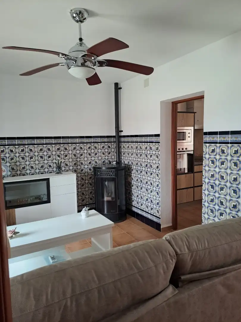 Casa adosada en venta en Calle Lirio, 27, La Puebla de los Infantes Cocina de Casa adosada en venta en La Puebla de los Infantes con Aire acondicionado, Terraza y Balcón