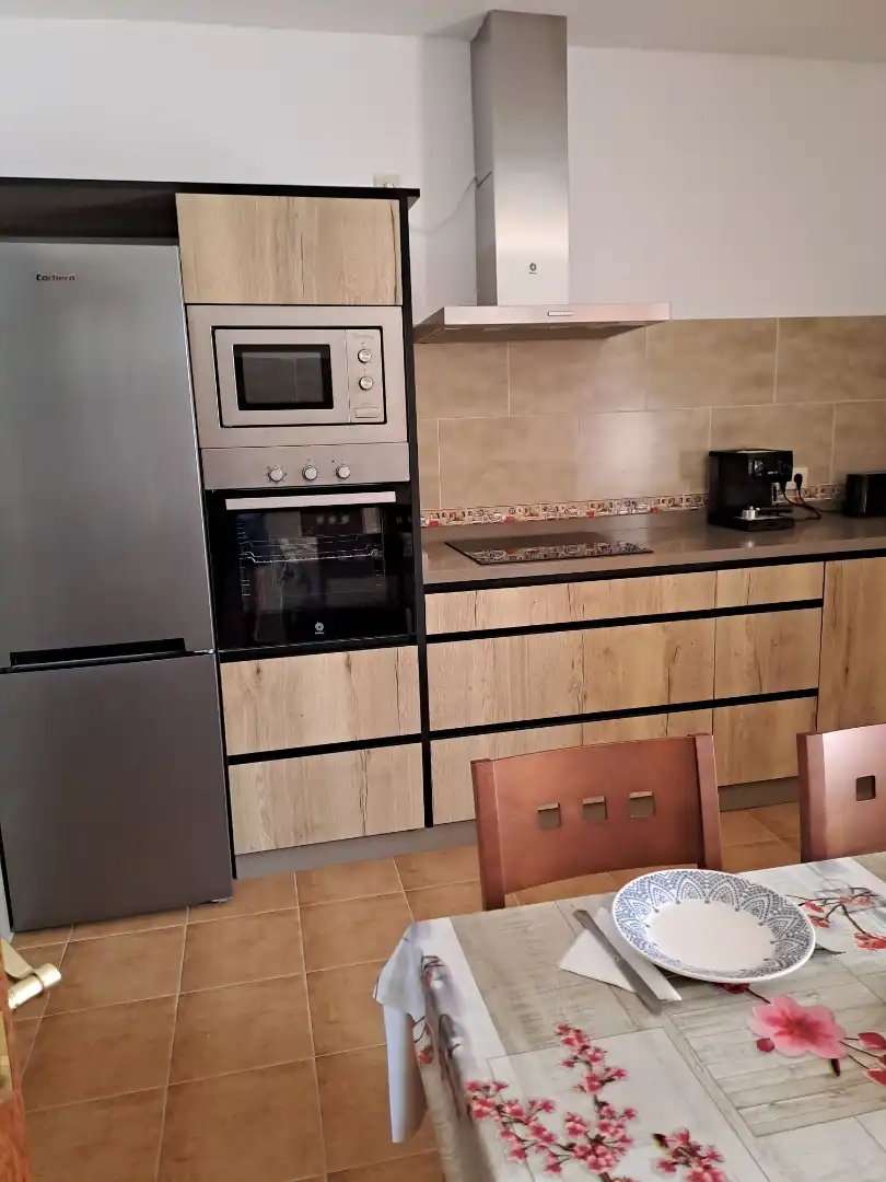 Casa adosada en venta en Calle Lirio, 27, La Puebla de los Infantes Cocina de Casa adosada en venta en La Puebla de los Infantes con Aire acondicionado, Terraza y Balcón