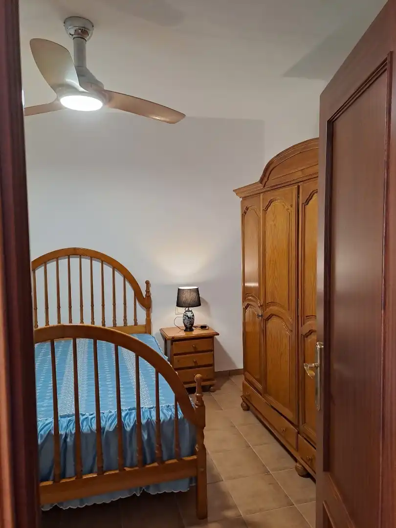Casa adosada en venta en Calle Lirio, 27, La Puebla de los Infantes Habitación de Casa adosada en venta en La Puebla de los Infantes con Aire acondicionado, Terraza y Balcón