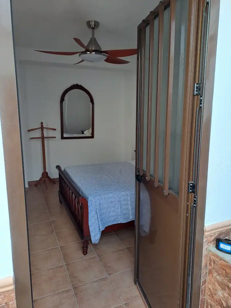 Casa adosada en venta en Calle Lirio, 27, La Puebla de los Infantes Habitación de Casa adosada en venta en La Puebla de los Infantes con Aire acondicionado, Terraza y Balcón