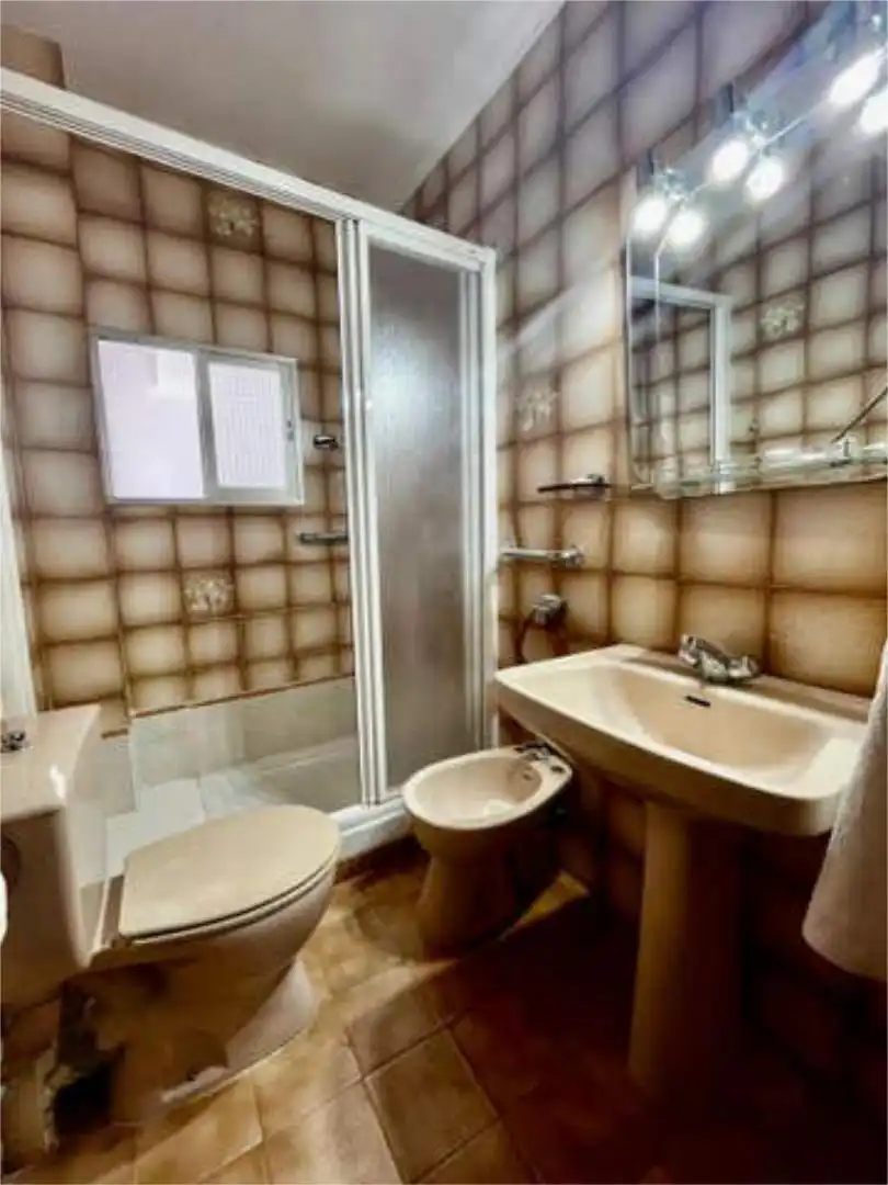 Piso de alquiler en Puerta Bonita Baño de Piso de alquiler en Madrid con Terraza