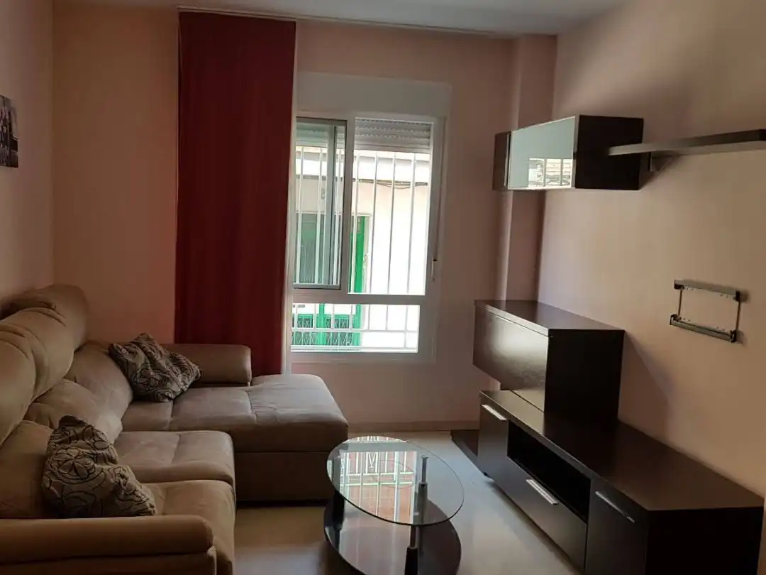 Flat for rent in Calle San Isidro, Maracena Living room of Flat for rent in Maracena with Air Conditioner, Heating and Parquet flooring