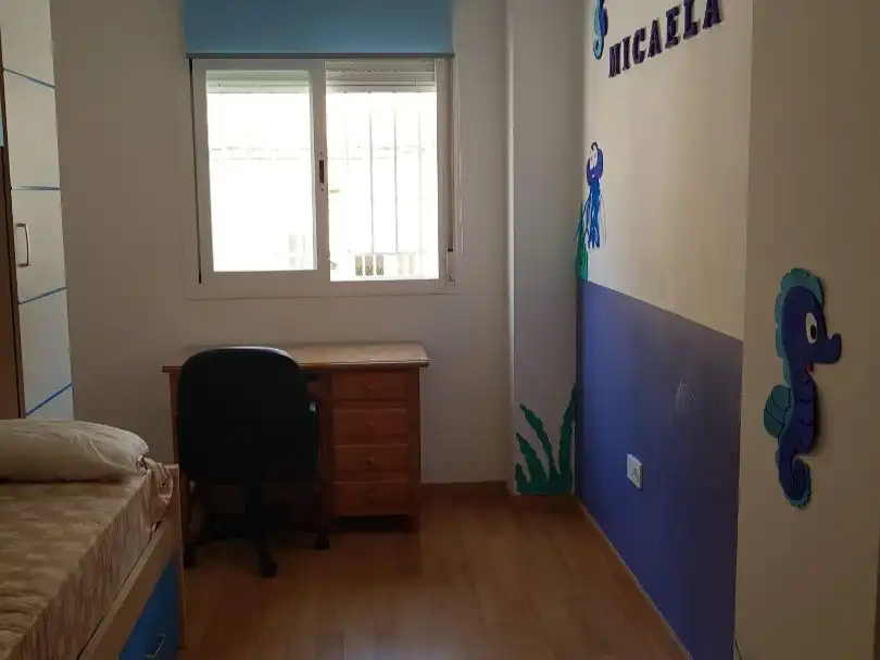 Flat for rent in Calle San Isidro, Maracena Bedroom of Flat for rent in Maracena with Air Conditioner, Heating and Parquet flooring