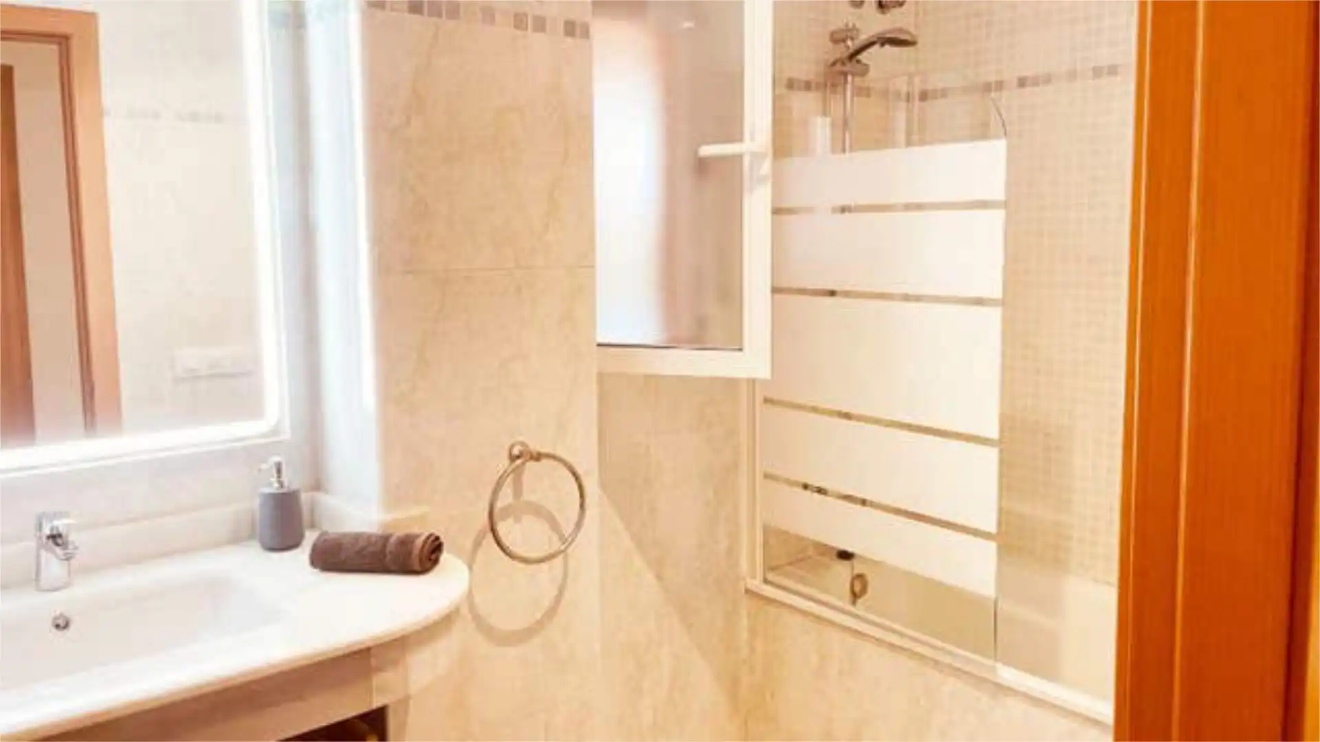 Apartament en venda a Pedreguer Bany de Apartament en venda en Pedreguer amb Terrassa i Piscina